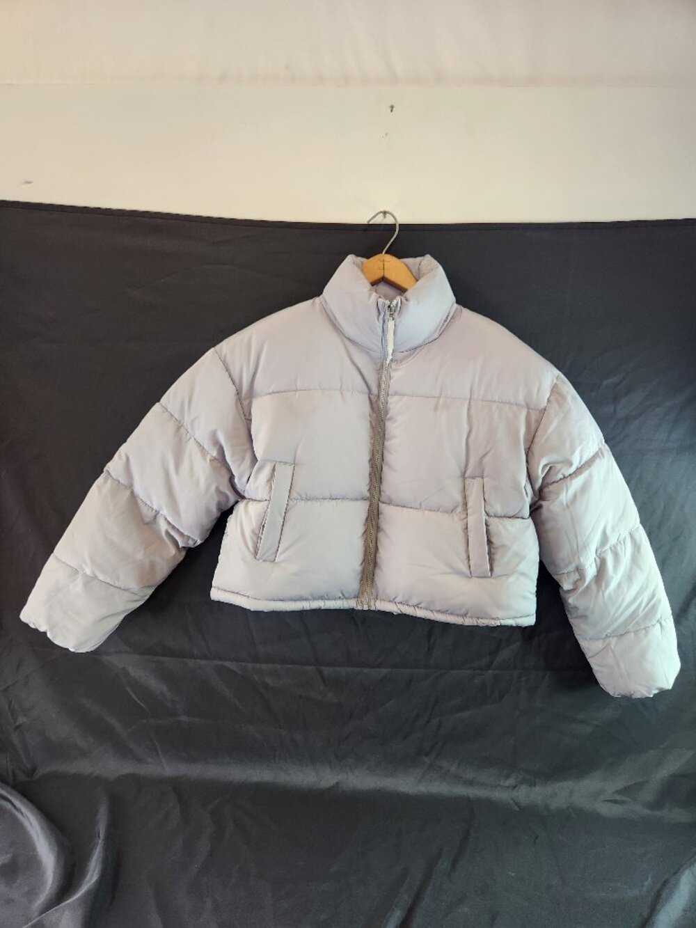 H&M Divided Puffer Jacket Light Grey Men's Small